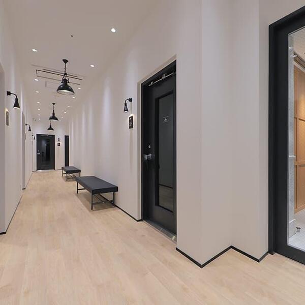 ノアスタジオ池袋店舗画像 2305_ikeukuro_lobby_3.jpg